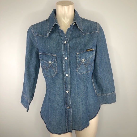Lucky Brand Tops - LUCKY BRAND-Vintage Inspired snap denim shirt L